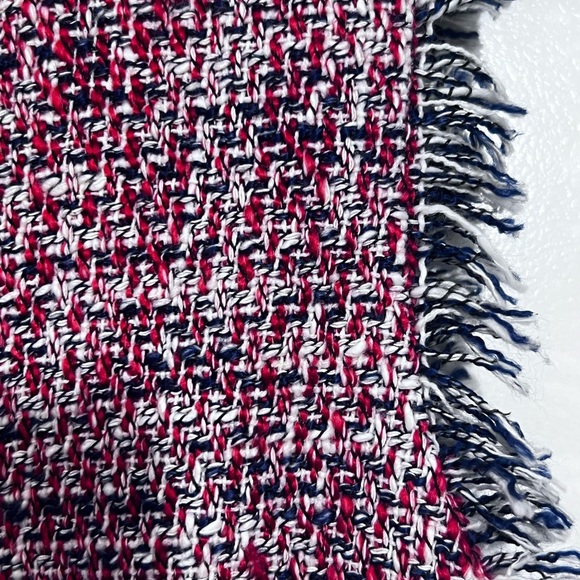 Chic Tweed Sleeveless Dress in Red  and Black - Picture 5 of 8